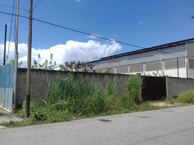 Todo Galpones C.A, vende terreno a desarrollar 1500 m²