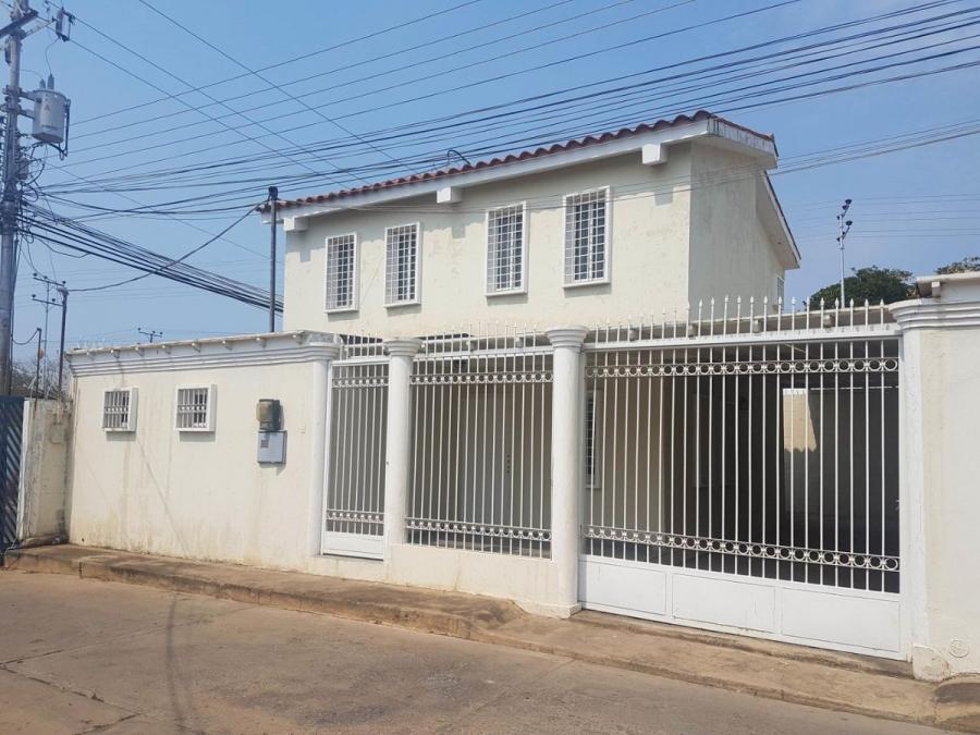 Foto Casa en Venta en Coro, Falcón - U$D 35.000 - CAV227265 - BienesOnLine