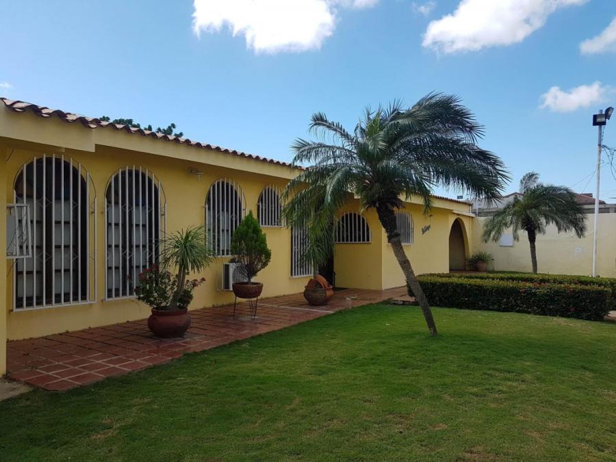 Foto Casa en Venta en Coro, Falcón - U$D 50.000 - CAV227546 - BienesOnLine