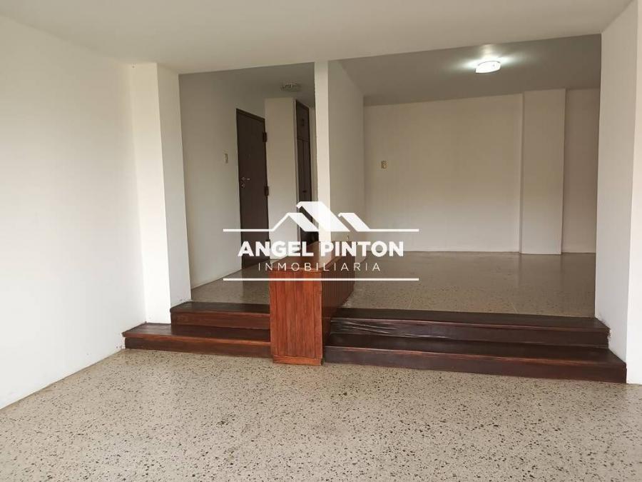 APARTAMENTO ALQUILER LA PARAGÜITA MARACAIBO API 6494