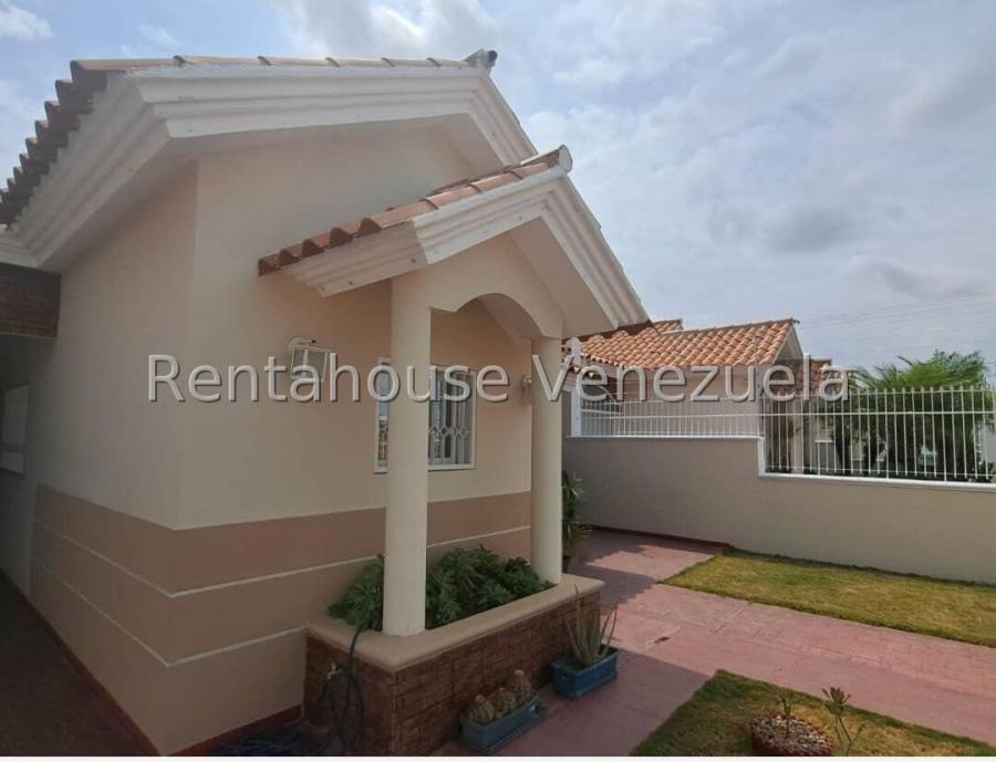 Foto Casa en Venta en Carirubana, Punto Fijo, Falcón - CAV240185 - BienesOnLine