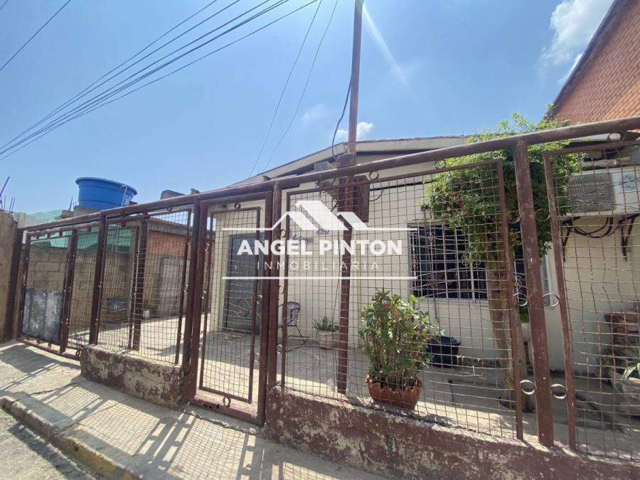 CASA EN VENTA EN CAÑADA HONDA MARACAIBO API 6717