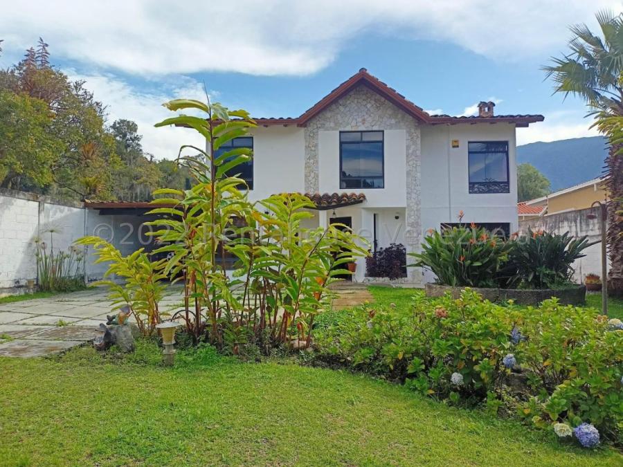 Espectacular casa en Venta El Valle -Playón Alto, Mérida, con un amplio y Bello Jardín 