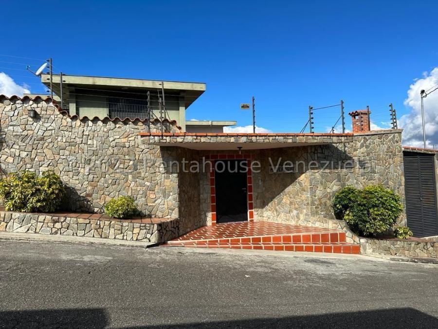 Bella y Cómoda Casa en Venta La Peña, San Antonio de Los Altos