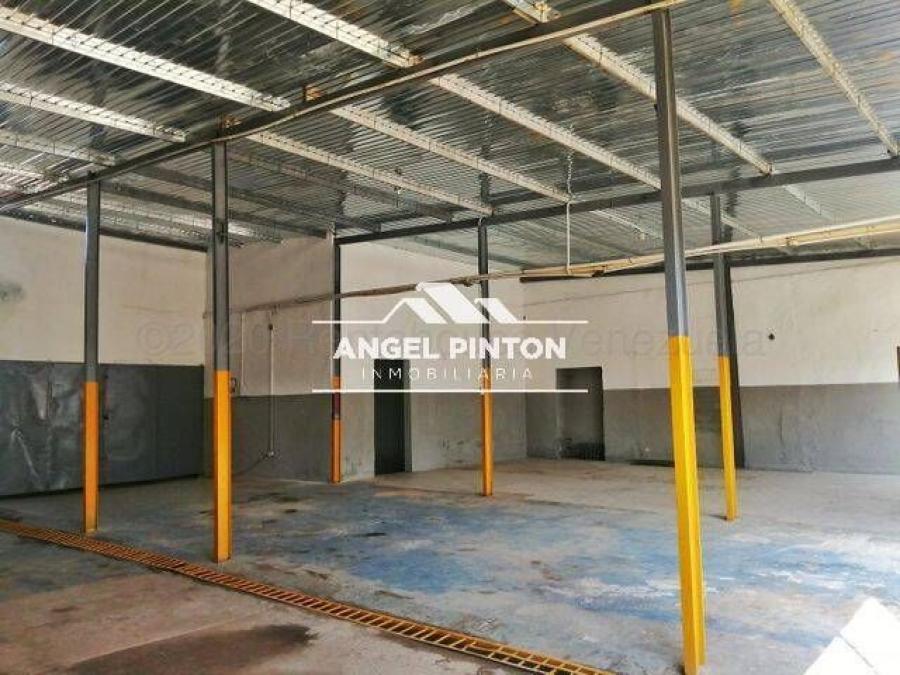 GALPÓN COMERCIAL Y TERRENO VENTA AV LA LIMPIA MARACAIBO API 6395