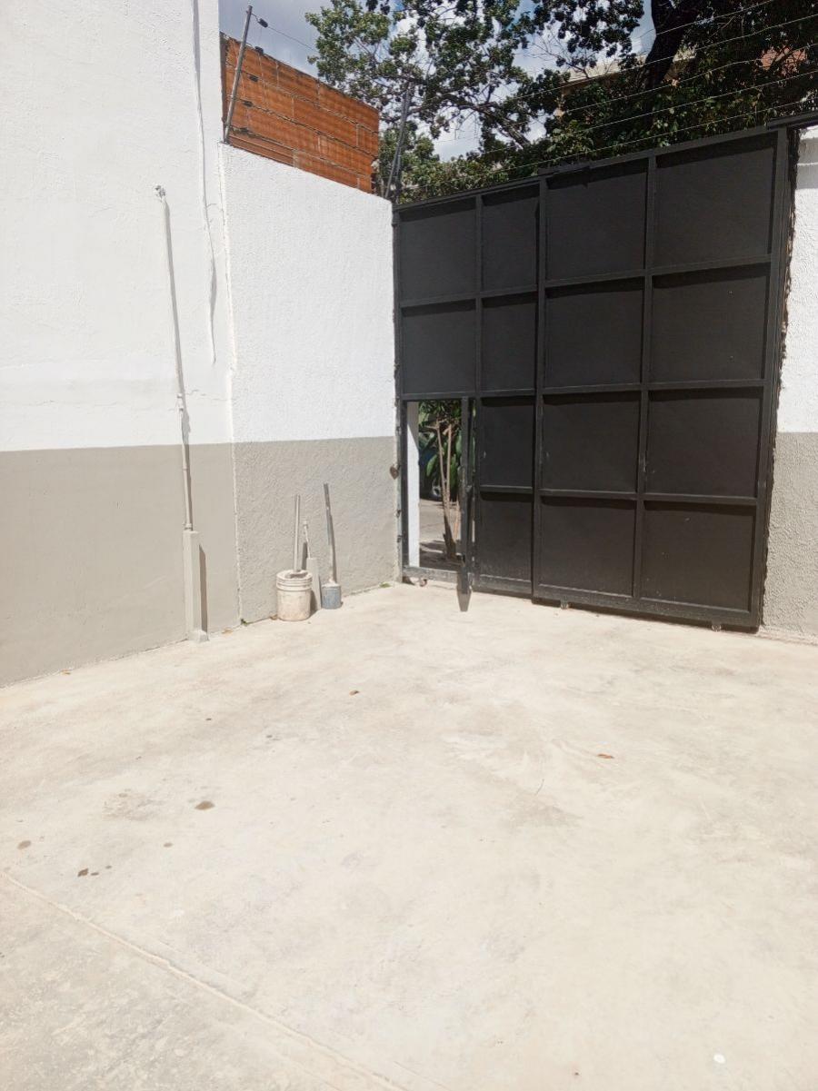 Foto Local en Alquiler en San José, Valencia, Carabobo - U$D 1.100 - LOA239681 - BienesOnLine