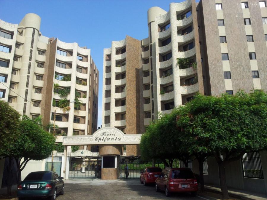 APARTAMENTO EN VENTA EN EL PARAISO MARACAIBO API 2534