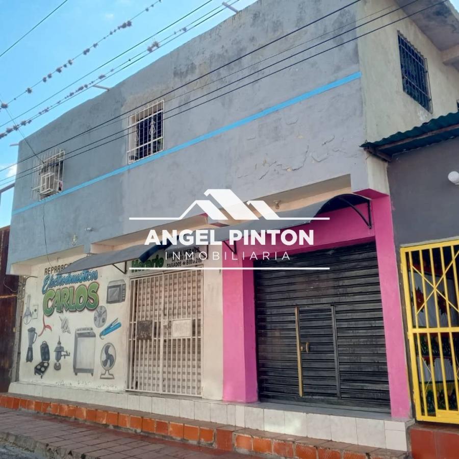  CASA CON LOCALES EN VENTA EN CENTRO BARQUISIMETO API-6703