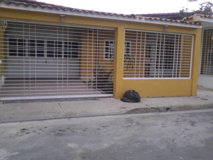 Foto Casa en Venta en El Portal del Valle, Maracay, Aragua - BsF 1.500.000 - CAV36908 - BienesOnLine