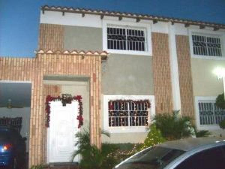Foto Casa en Venta en Lago Mar Beach, Maracaibo, Zulia - BsF 750.000 - CAV17157 - BienesOnLine