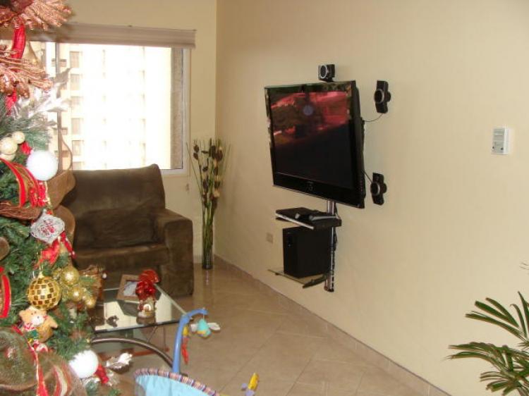 Foto Apartamento en Venta en La Lago, Maracaibo, Zulia - BsF 680.000 - APV17061 - BienesOnLine