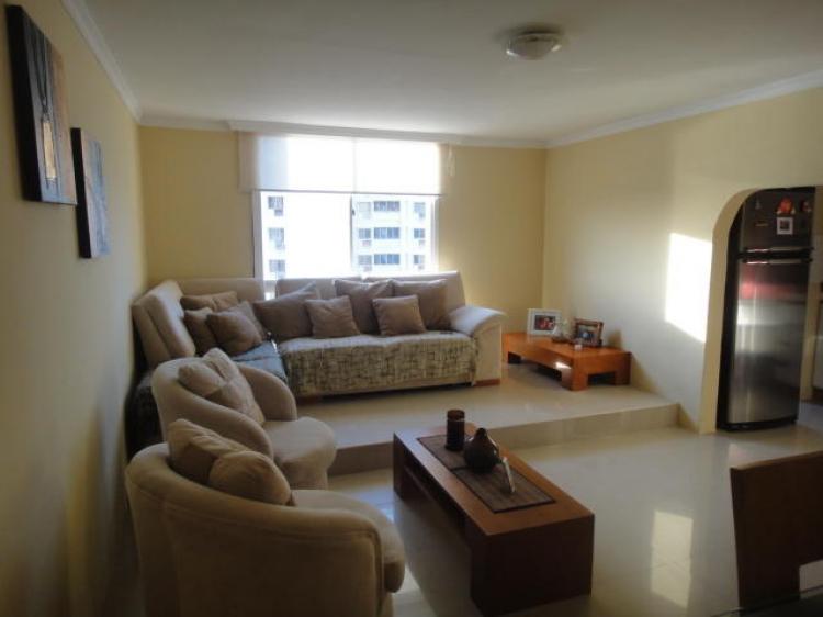 Foto Apartamento en Venta en Lago Mar Beach, Maracaibo, Zulia - BsF 430.000 - APV17018 - BienesOnLine