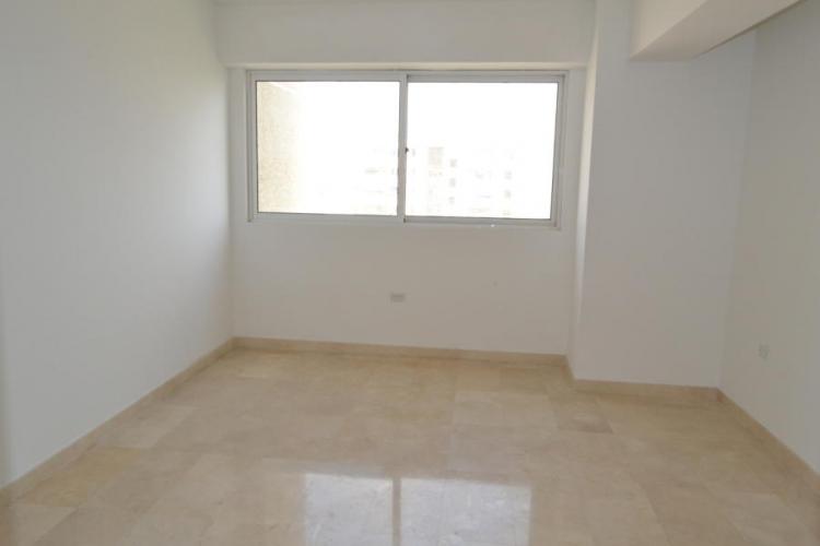 Foto Apartamento en Venta en Maracaibo, Zulia - BsF 1.350.000 - APV36050 - BienesOnLine