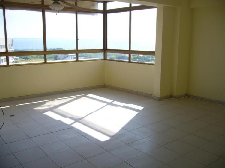 Foto Apartamento en Venta en Maracaibo, Zulia - BsF 730.000 - APV33206 - BienesOnLine