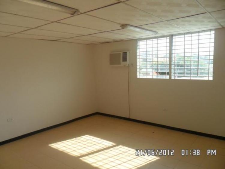 Foto Oficina en Alquiler en Maracaibo, Zulia - BsF 4.000 - OFA39766 - BienesOnLine
