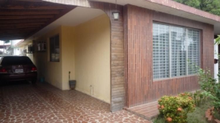 Foto Casa en Venta en Maracaibo, Zulia - BsF 1.600.000 - CAV42585 - BienesOnLine