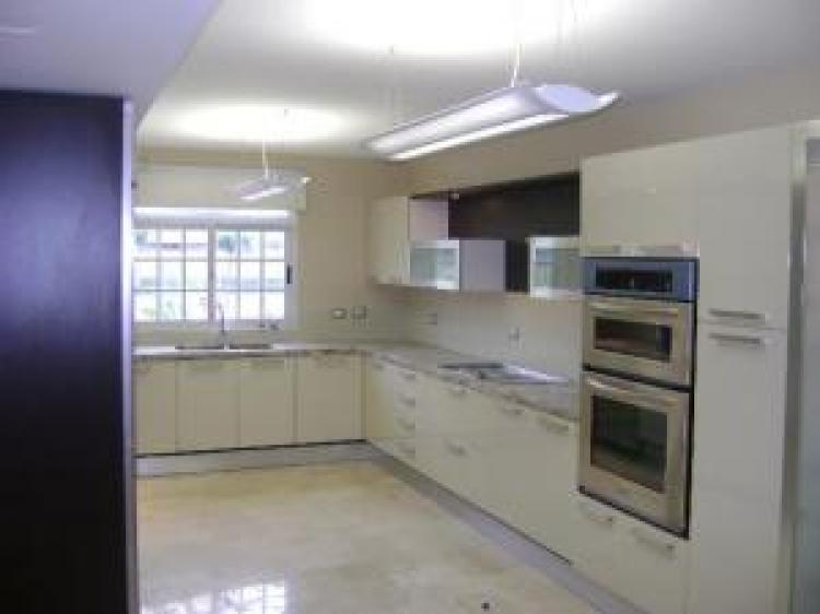 Foto Apartamento en Alquiler en Avenida Universidad cod 07-4025, Maracaibo, Zulia - BsF 7.500 - APA19088 - BienesOnLine