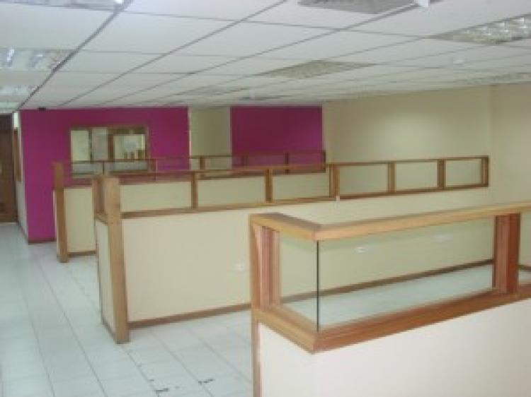 Foto Oficina en Alquiler en Maracaibo, Zulia - BsF 70.000 - OFA41032 - BienesOnLine