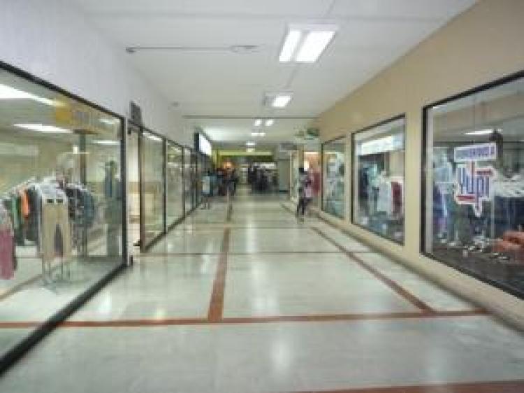 Foto Local en Alquiler en Maracaibo, Zulia - BsF 24.000 - LOA42611 - BienesOnLine