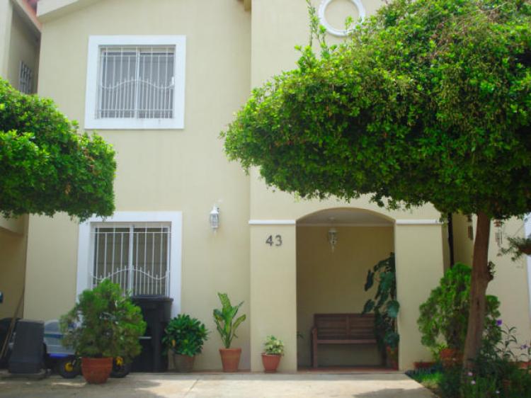 Foto Casa en Venta en Maracaibo, Zulia - BsF 1.250.000 - CAV34392 - BienesOnLine