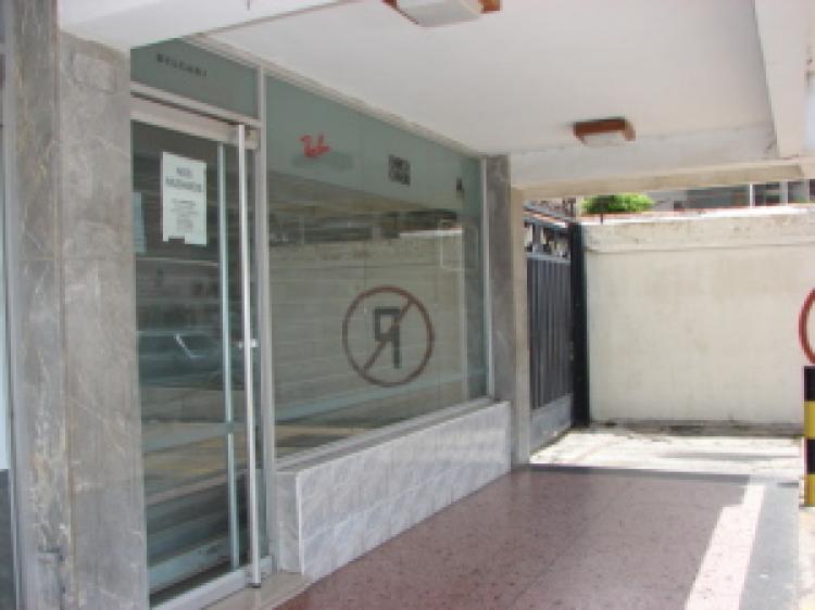 Foto Local en Venta en Calle 72, Maracaibo, Zulia - BsF 2.000.000 - LOV27817 - BienesOnLine