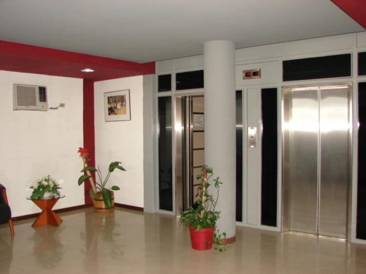 Foto Apartamento en Venta en Urb. Valle Frio, Maracaibo, Zulia - BsF 550.000 - APV29175 - BienesOnLine