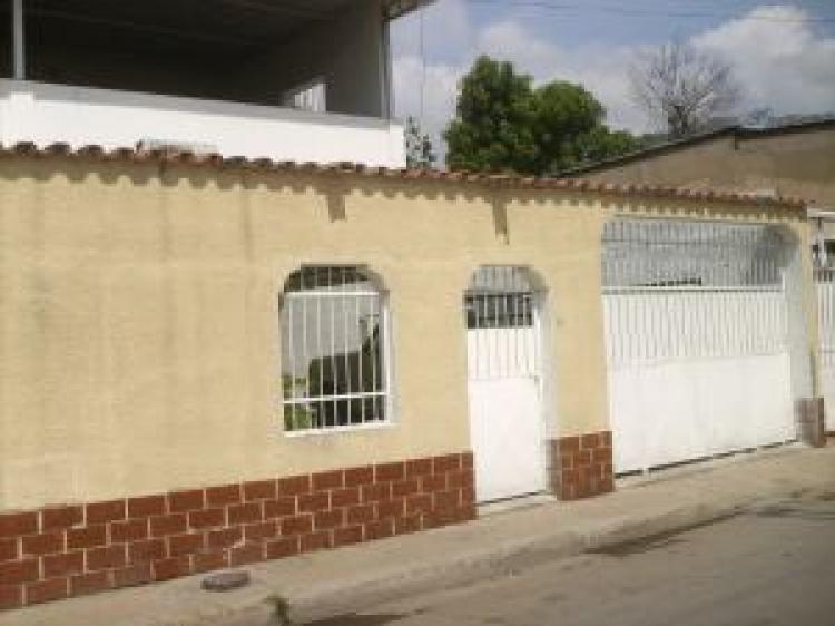 Foto Casa en Venta en Maracay, Aragua - BsF 750.000 - CAV36355 - BienesOnLine