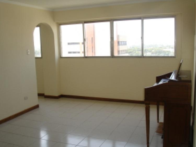 Foto Apartamento en Venta en Maracaibo, Zulia - BsF 860.000 - APV43449 - BienesOnLine