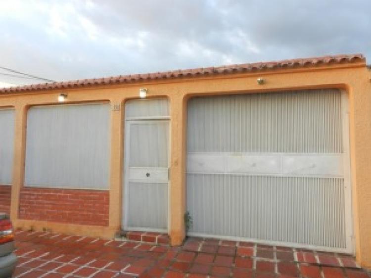 Foto Casa en Venta en Maracay, Aragua - BsF 1.400.000 - CAV42883 - BienesOnLine