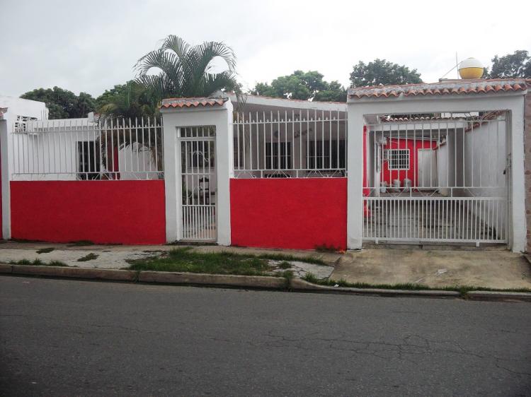 Casa en Venta en Urb Parque Valencia, Valencia, Carabobo - BsF  -  CAV47707 - BienesOnLine