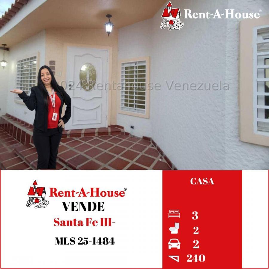 25-1484CASA EN VENTA  SANTA FE III  CON PISCINA  ...KAREMBERNAL