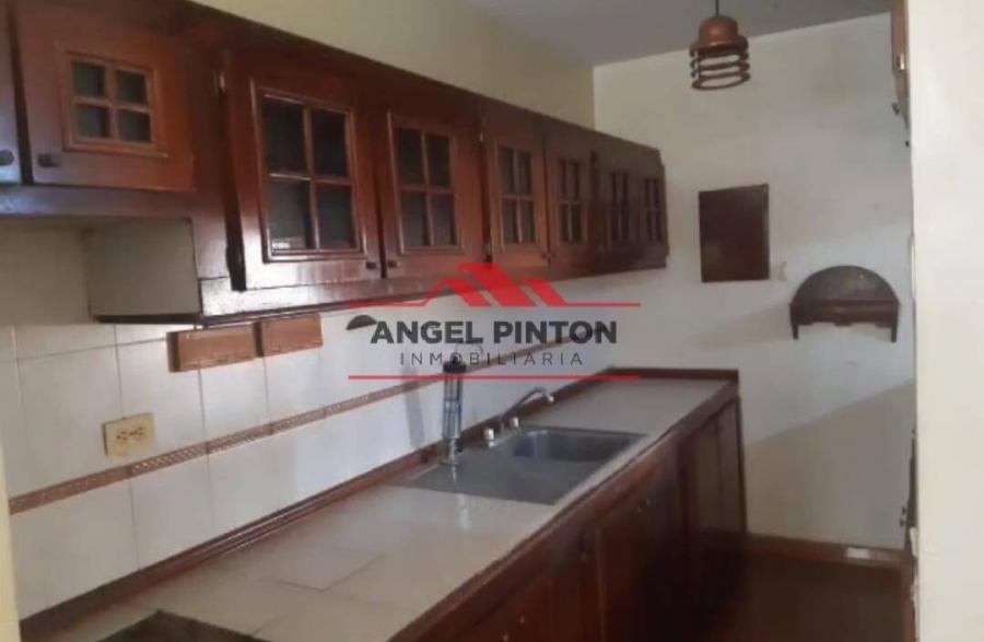 Foto Apartamento en Venta en Maracaibo, Zulia - U$D 8.500 - APV184517 - BienesOnLine