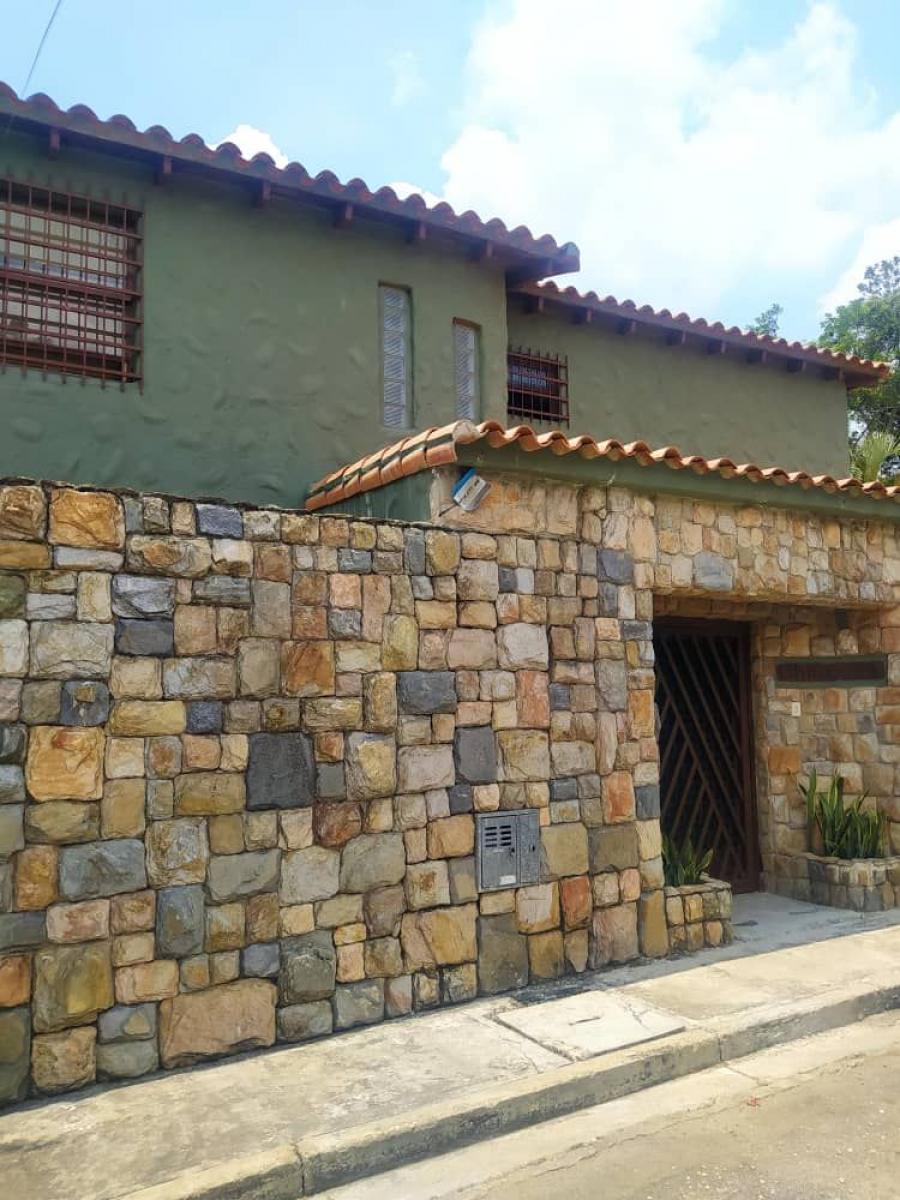 Foto Casa en Venta en Altamira, La Entrada, Carabobo - U$D 47.000 - CAV228560 - BienesOnLine