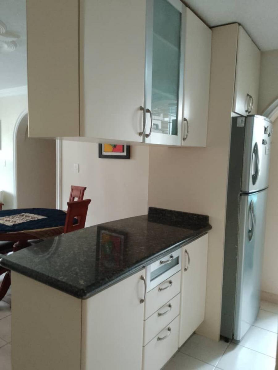 Foto Apartamento en Venta en Los Teques, Miranda - U$D 26.000 - APV225813 - BienesOnLine