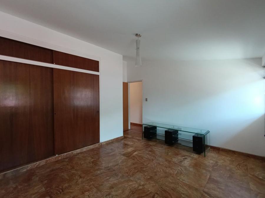 Foto Apartamento en Alquiler en VALENCIA, Valencia, Carabobo - U$D 280 - APA232538 - BienesOnLine