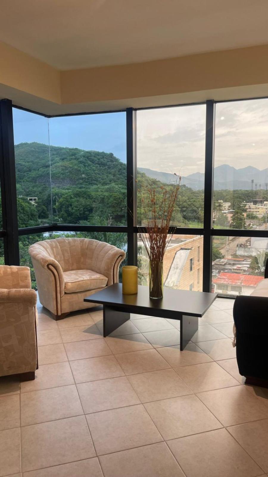 Foto Apartamento en Alquiler en La Via, Valencia, Carabobo - U$D 320 - APA232626 - BienesOnLine