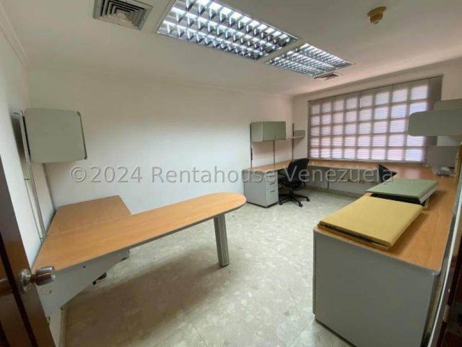 Foto Oficina en Alquiler en Maracaibo, Zulia - U$D 1.350 - OFA237286 - BienesOnLine