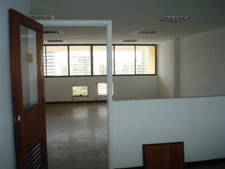 Foto Oficina en Alquiler en bella vista, Maracaibo, Zulia - BsF 2.500 - OFA31688 - BienesOnLine