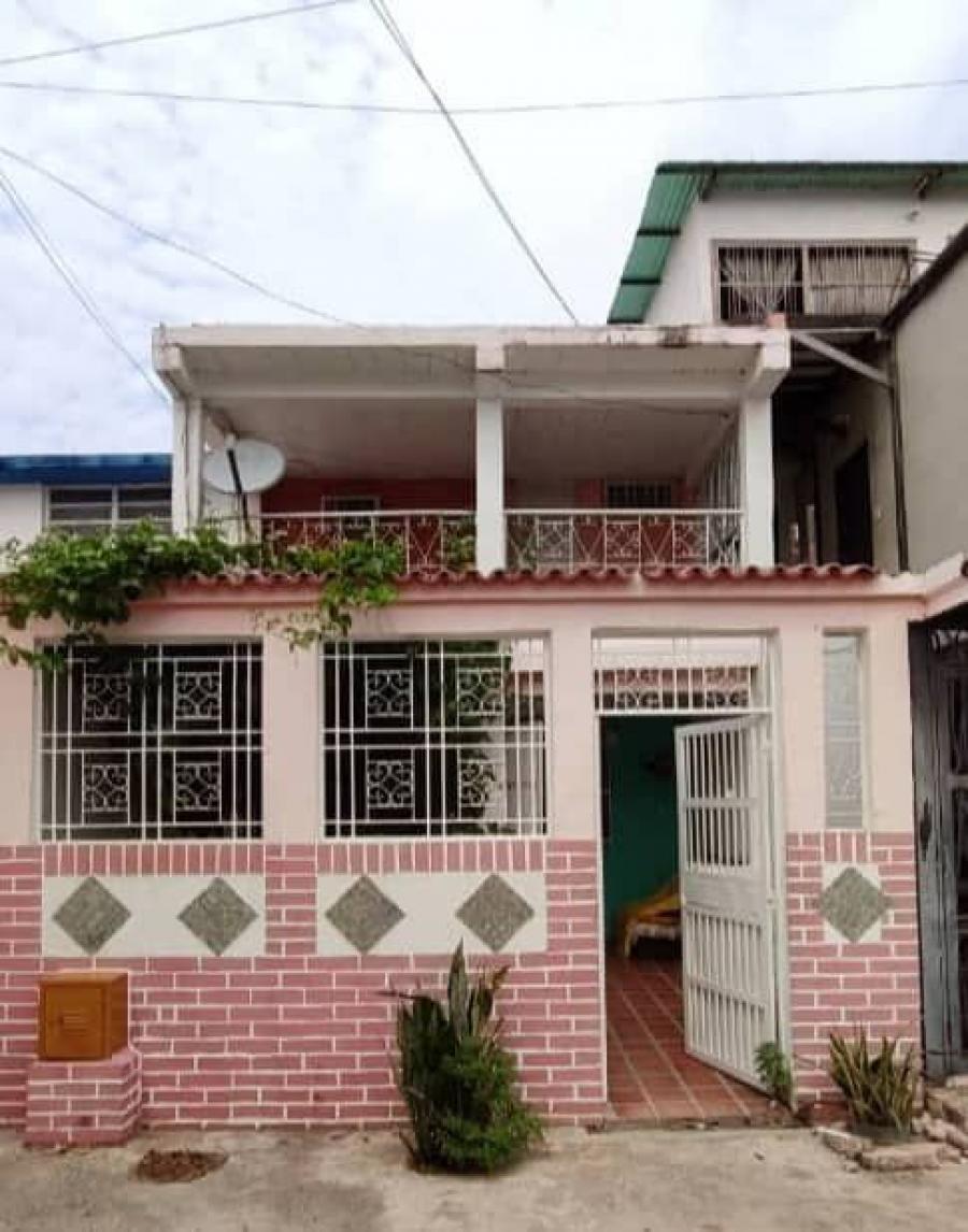 Foto Casa en Venta en Valencia, Carabobo - U$D 17.000 - CAV230054 - BienesOnLine