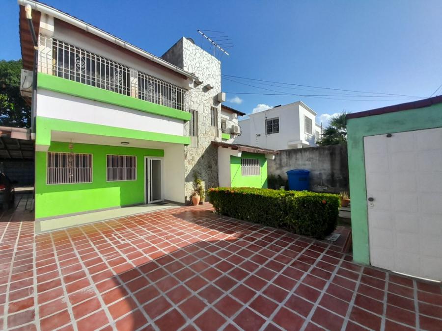 Foto Casa en Alquiler en Parcelamiento Santa Ana, Coro, Falcón - U$D 800 - CAA240373 - BienesOnLine