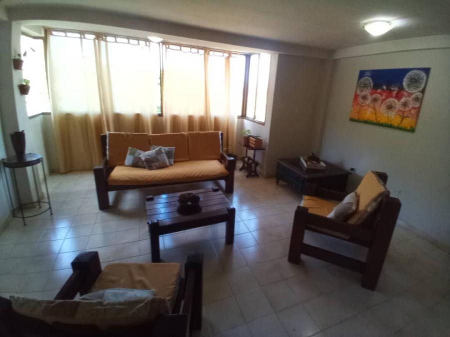 AMPLIO APARTAMENTO EN LA ASUNCION, ISLA DE MARGARITA