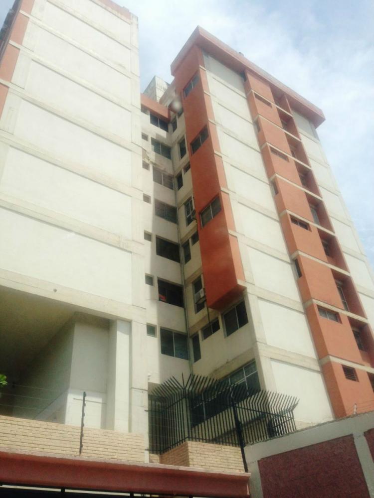 Foto Apartamento en Venta en Barquisimeto, Lara - BsF 105.000.000 - APV88436 - BienesOnLine