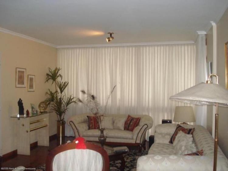 Foto Apartamento en Venta en Avenida Andres Eloy Blanco, Valencia, Carabobo - BsF 780.000 - APV19017 - BienesOnLine