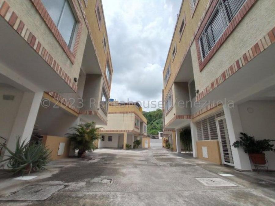 Apartamento en Venta en Girardot Maracay, Aragua