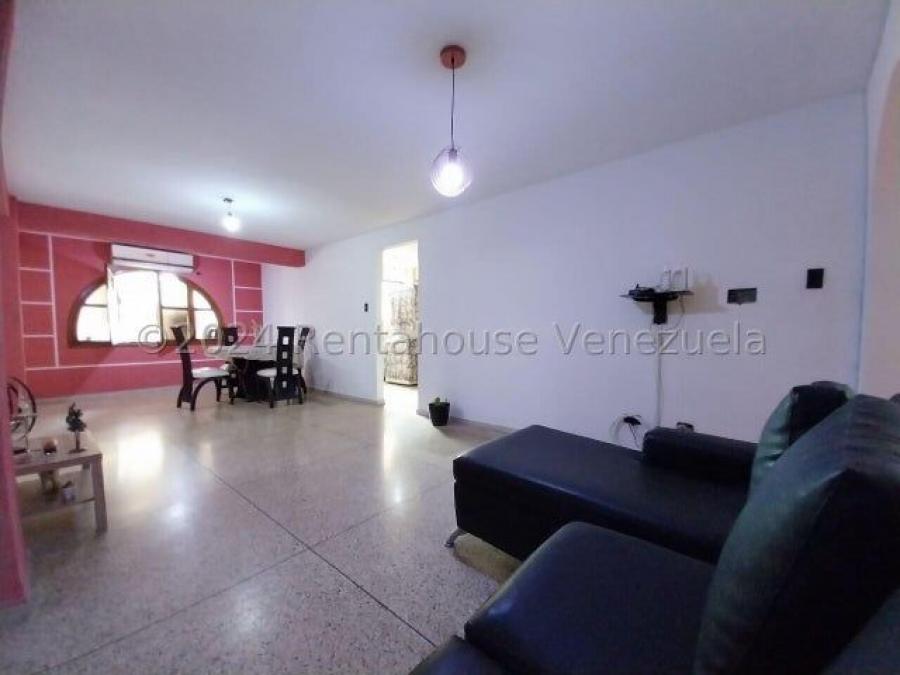 Foto Apartamento en Venta en Girardot, Maracay, Aragua - U$D 25 - APV229150 - BienesOnLine