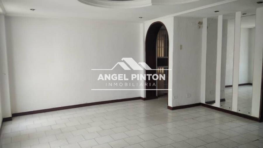 APARTAMENTO ALQUILER CENTRO MARACAIBO API 6220