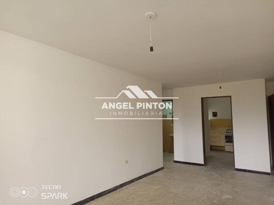 Foto Apartamento en Alquiler en Maracaibo, Zulia - U$D 160 - APA232874 - BienesOnLine