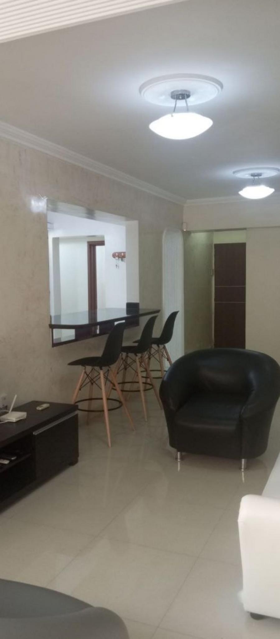 Foto Apartamento en Alquiler en Parroquia san José, Valencia, Carabobo - U$D 500 - APA235049 - BienesOnLine