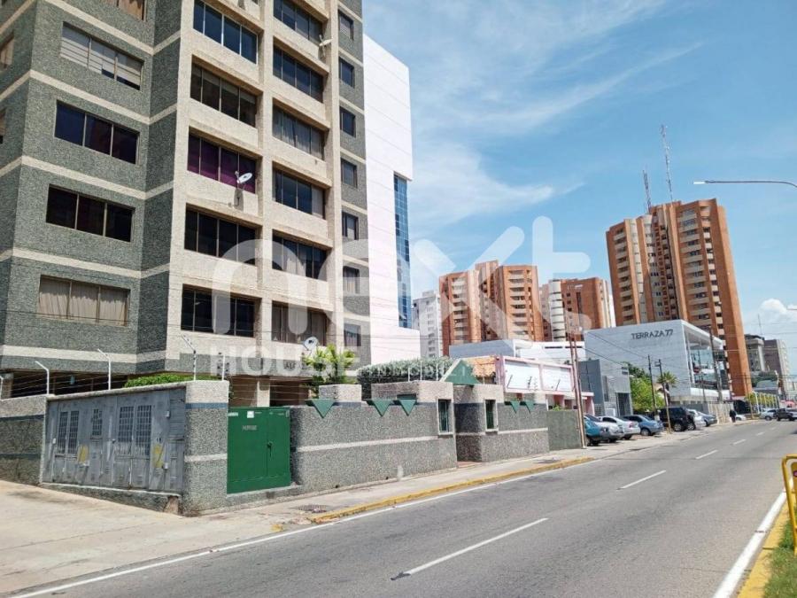 Foto Apartamento en Alquiler en Maracaibo, Zulia - U$D 400 - APA242123 - BienesOnLine