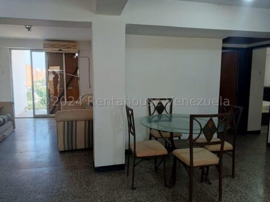 Apartamento amoblado en venta en El Rosal